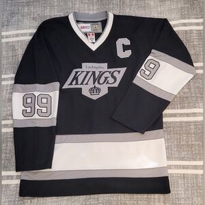 CCM Vintage Hockey, Official Licensed LA Kings Jersey, Number 99 Wayne Gretzky